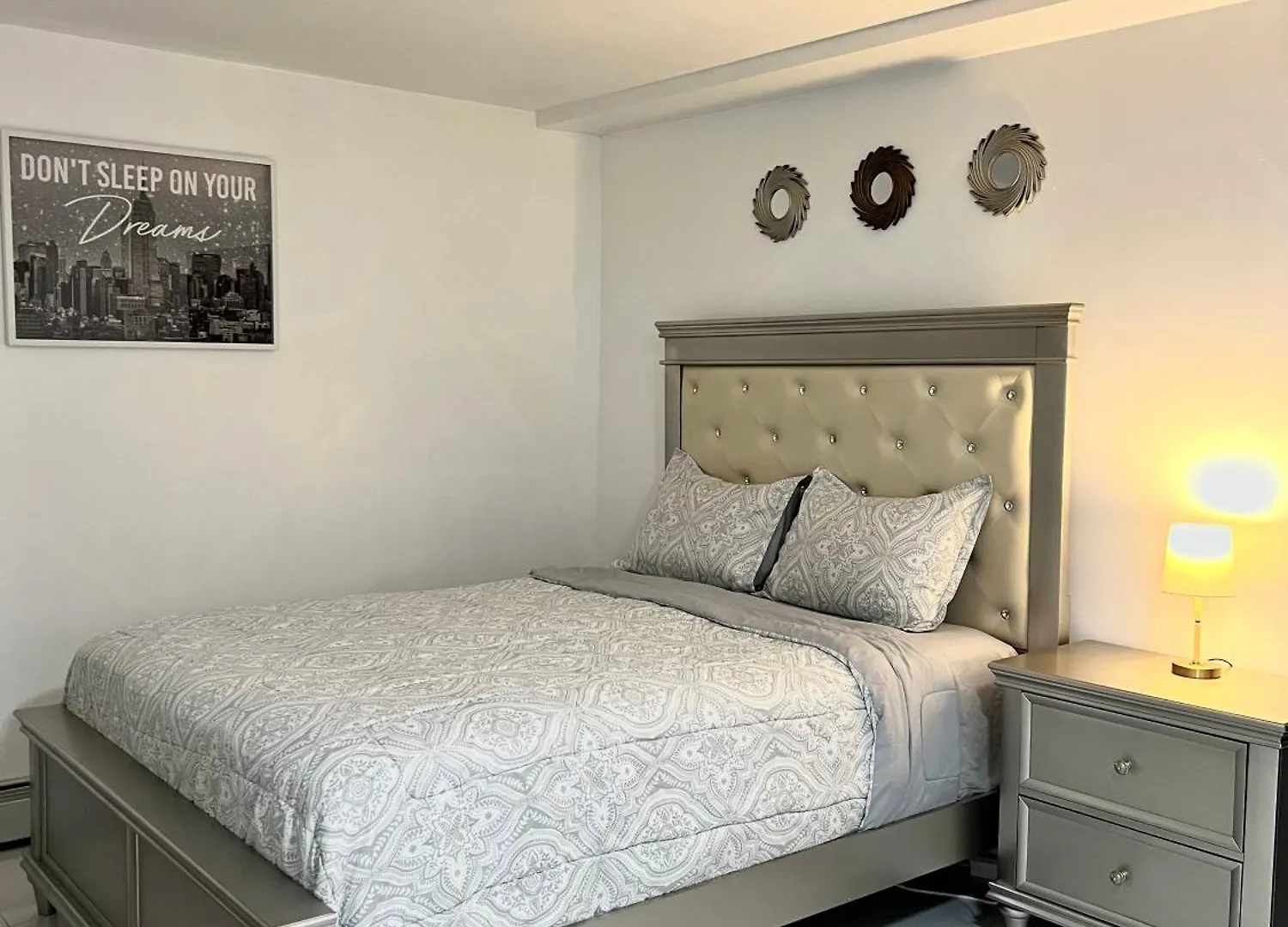 Luxury Guest House - Cheap Jfk Pick Up & Drop Off Available New York 0*,  Stati Uniti
